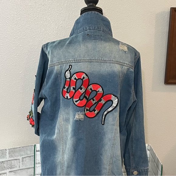Thrill Jean Jacket with custom Red Floral & snake patches. Size XL. Distressed - Picture 5 of 15